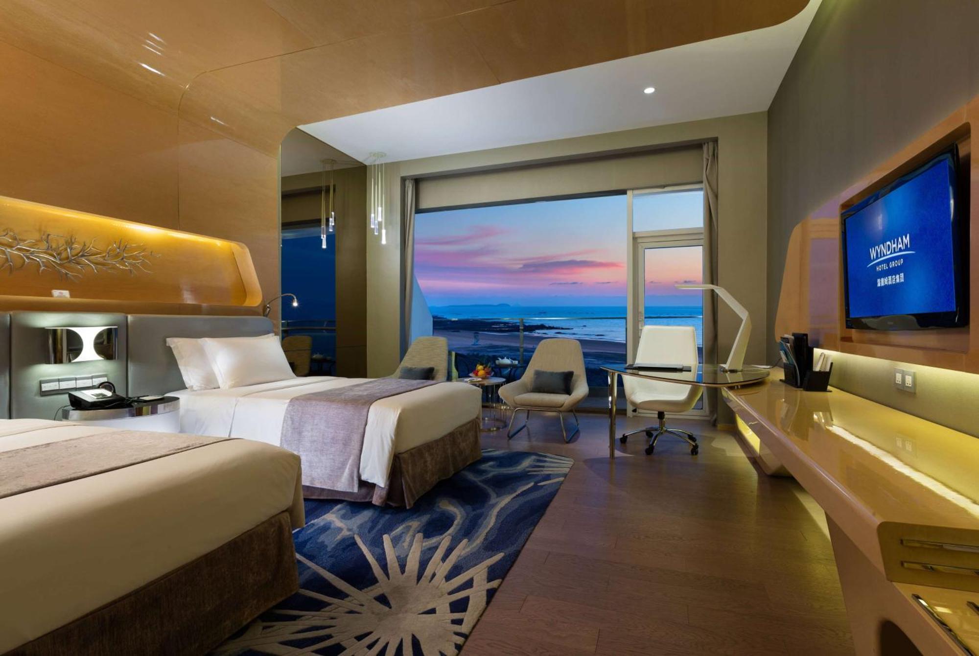 Hotel Wyndham Grand Qingdao Zewnętrze zdjęcie