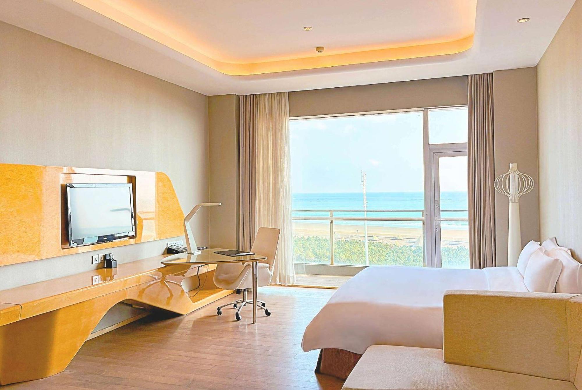 Hotel Wyndham Grand Qingdao Zewnętrze zdjęcie